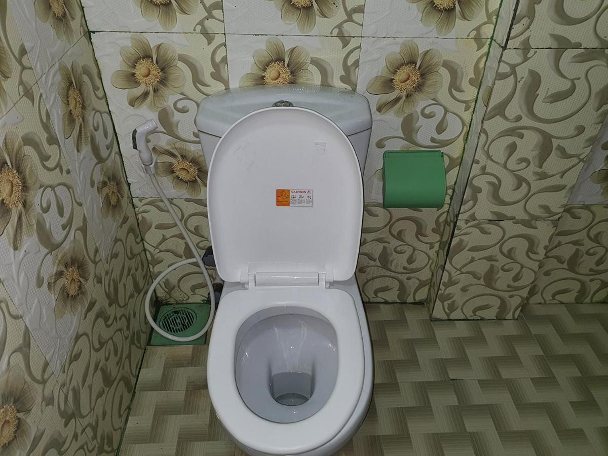 Отель Hb Budget Rest Джафна Экстерьер фото